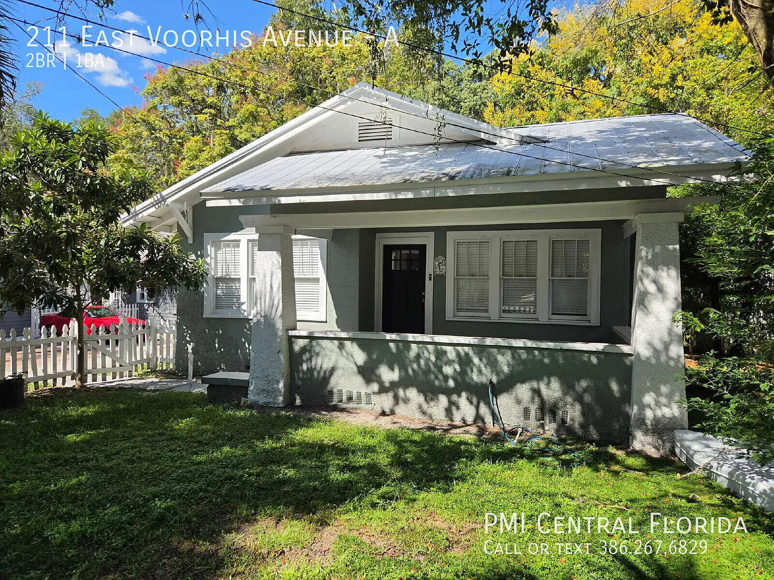 211 E Voorhis Ave — Photo 2
