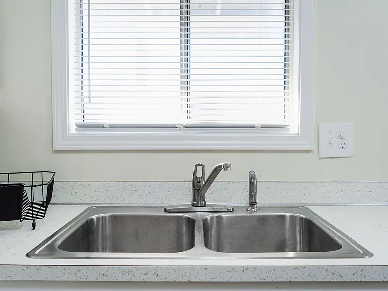 1013 N Neel St — Photo 11