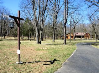 73 Collins Ln, Schwenksville, PA 19473
