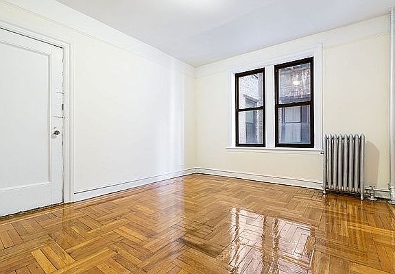 4th image of 20 Seaman Ave APT 4F