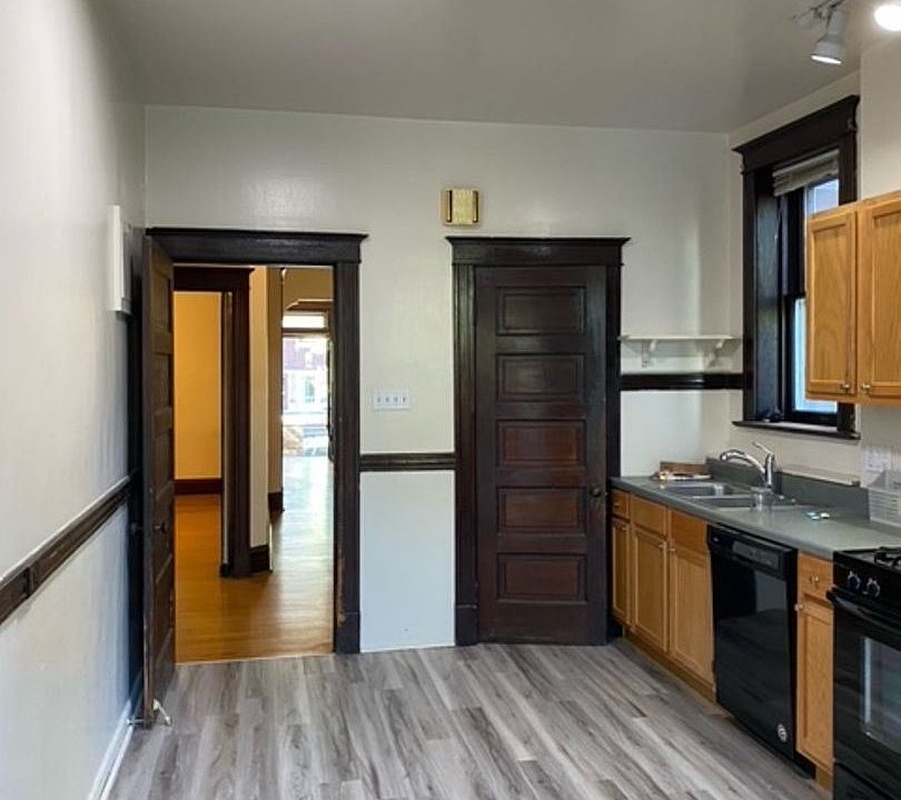 1st image of 4161 Shenandoah Ave #1F