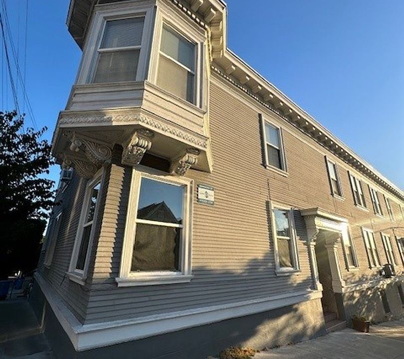 1st image of 578-592 Jersey St