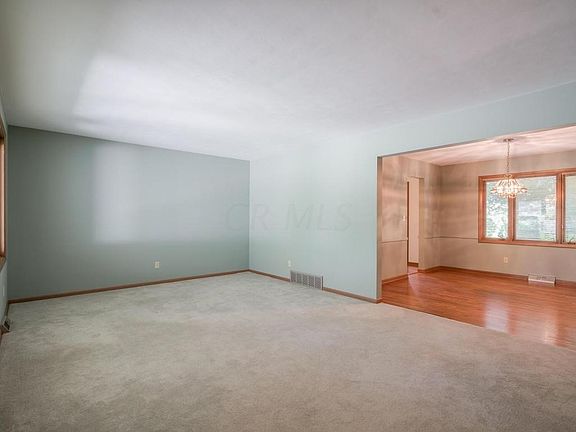 4th image of 397 Cumberland Dr