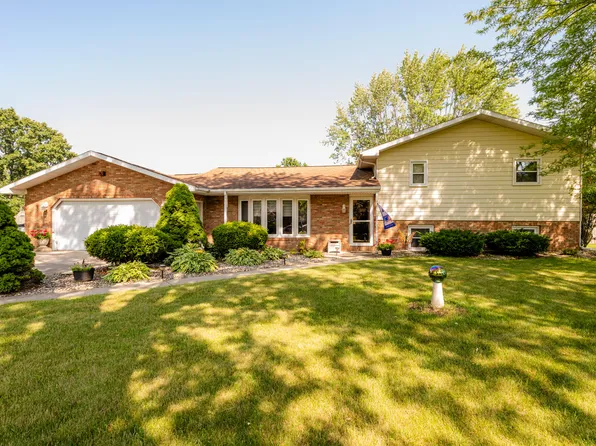 5985 Echo Rdg, Stevensville, MI 49127