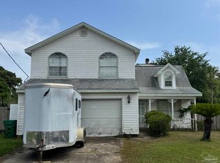 413 Bridgewater Ct, Mary Esther, FL 32569