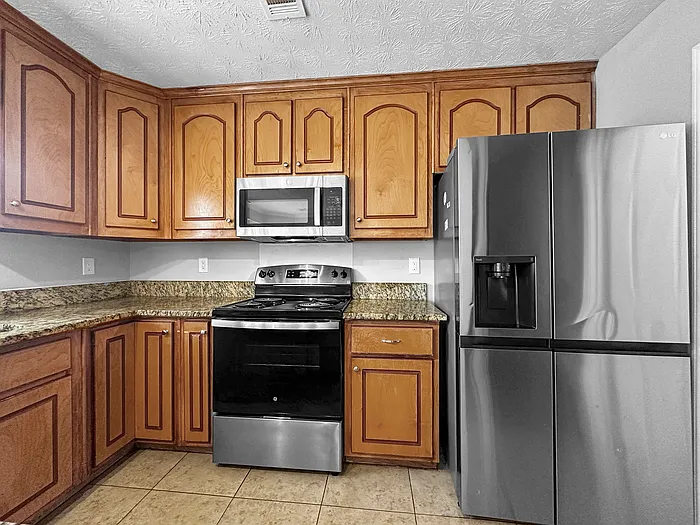 2822 Arbor Ct SE — Photo 8