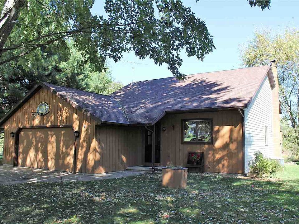 3 BR 2 Bath Tri-level