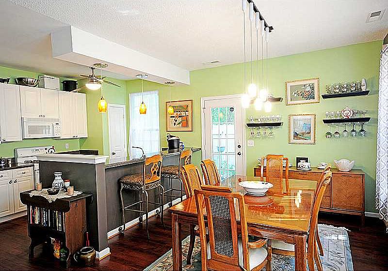 1st image of 5888 Baynebridge Dr