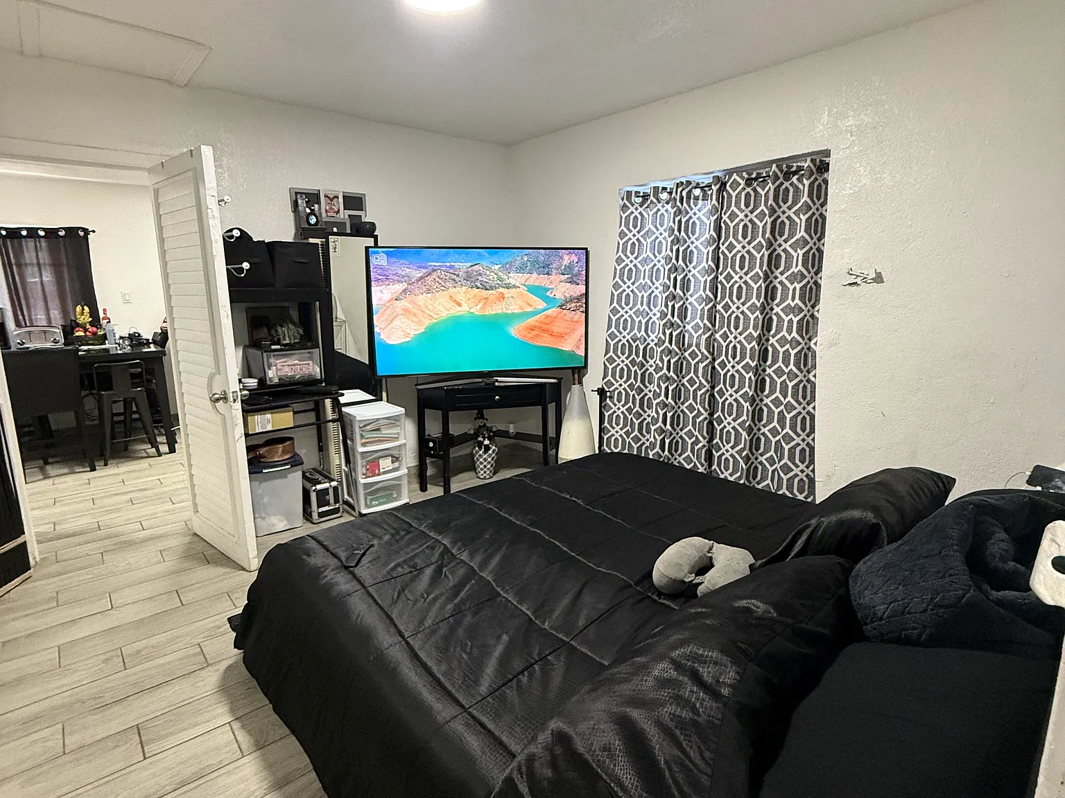 2 bed, 834 sqft, $995 — Photo 3