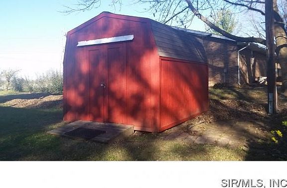 Storage Shed Stays