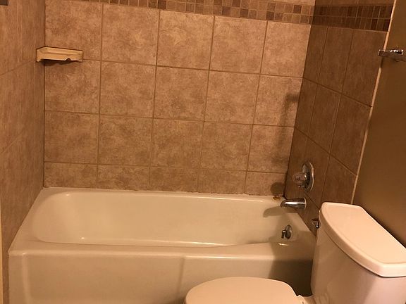 3rd image of 1660 G St #408