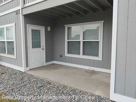 3rd image of 6405 Chapel Hill Blvd #A-101