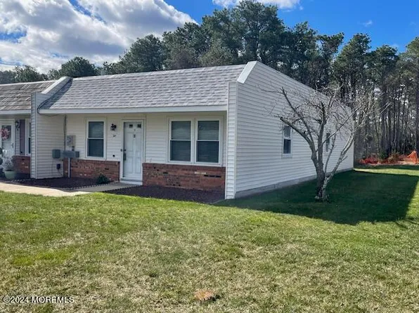 2 Regent Circle, Brick, NJ 08723