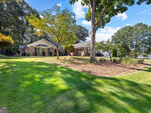 307 Kensington Dr, Peachtree City, GA 30269