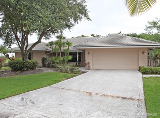 16 Dunbar Rd, Palm Beach Gardens, FL 33418