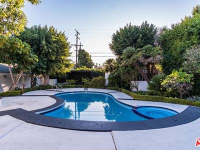 619 N Rodeo Dr, Beverly Hills, CA, 90210