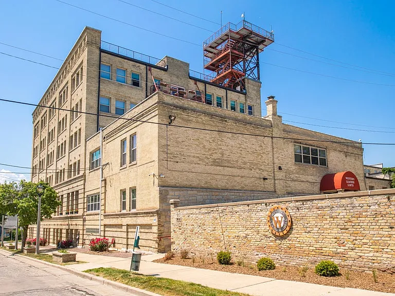 Welcome To Western Leather Lofts!