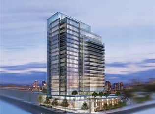 170 Avenue Rd #702, Toronto, ON M5R 0A4