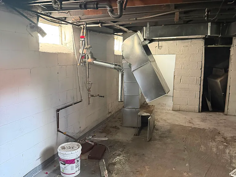 Curtis St — Photo 15