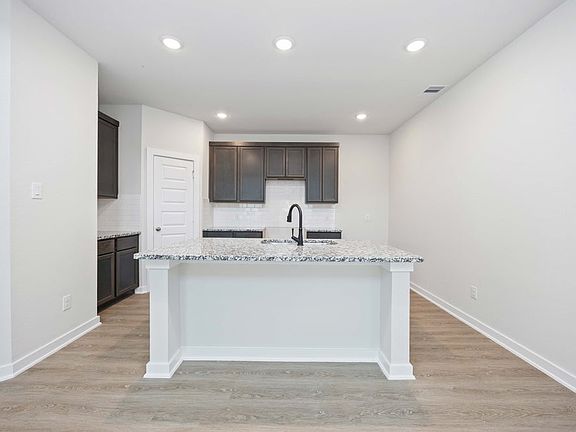 723 Tejas Village Pkwy - Matagorda - Kitchen
