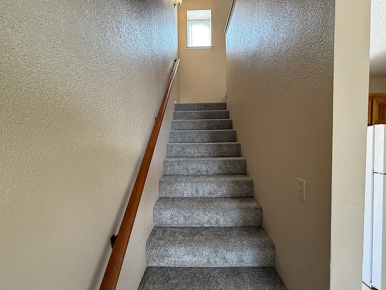 458 Islay St #A — Photo 6
