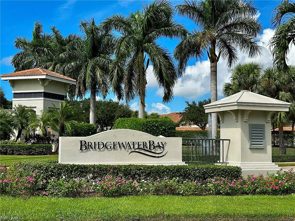 3 bed, 2.0 bath, 1383 sqft, $2,550 — Photo 1