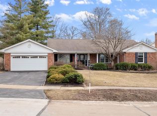 2116 Trailcrest Dr, Saint Louis, MO