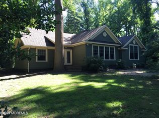 20 Clay Ct, Rumson, NJ 07760