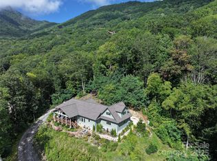 70 Flying Hawk Trl, Waynesville, NC 28786