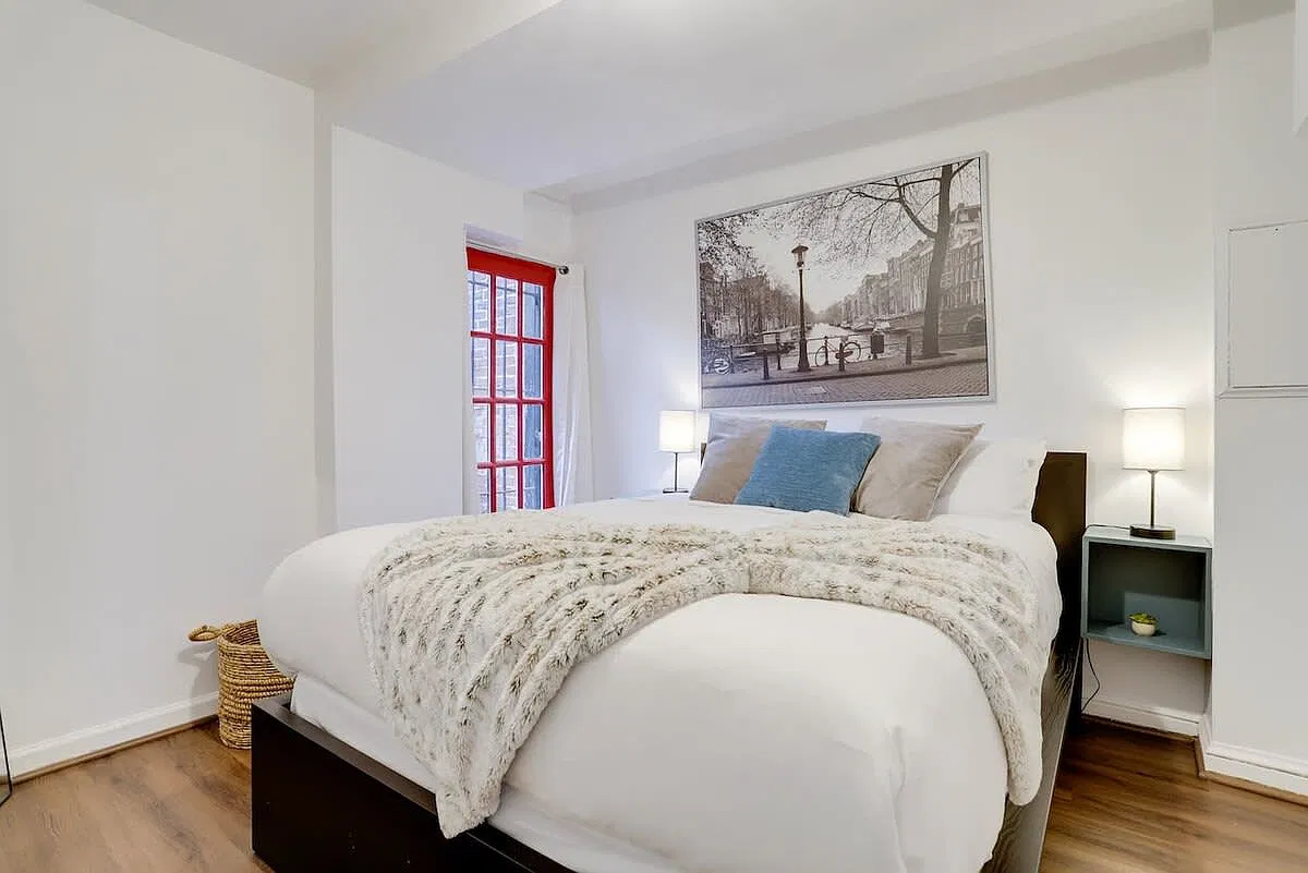 1 bed, 625 sqft, $3,450 — Photo 1