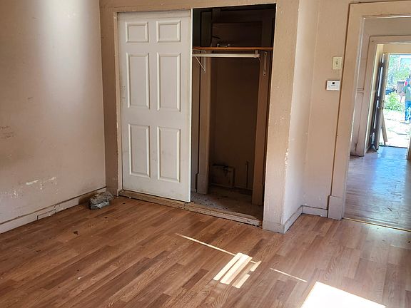 5th image of 5508 Beacon Ave
