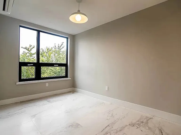 1801 Broadway #4D — Photo 5