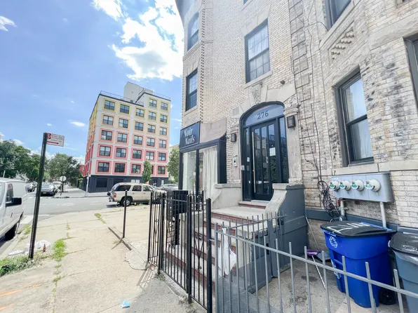 276 East 23rd Street image 9 of 11