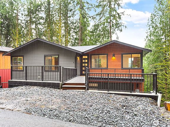 2nd image of 8 Valley View Circle