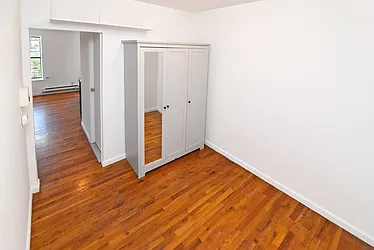 Rented by Ledvech Group