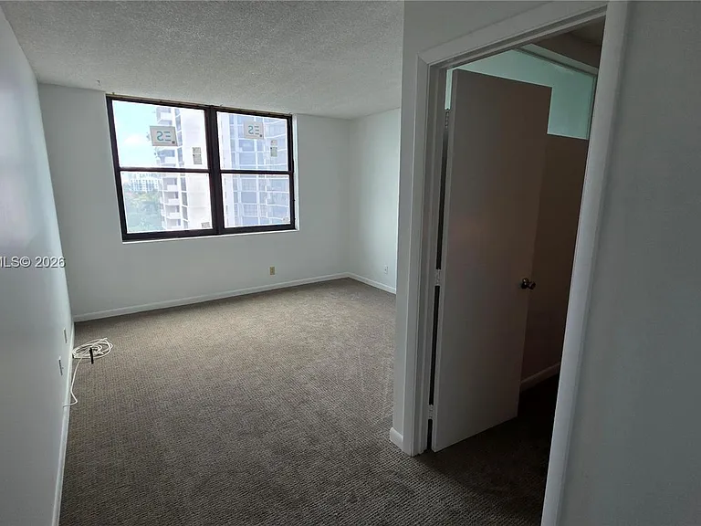 18151 NE 31st Ct #908 — Photo 22