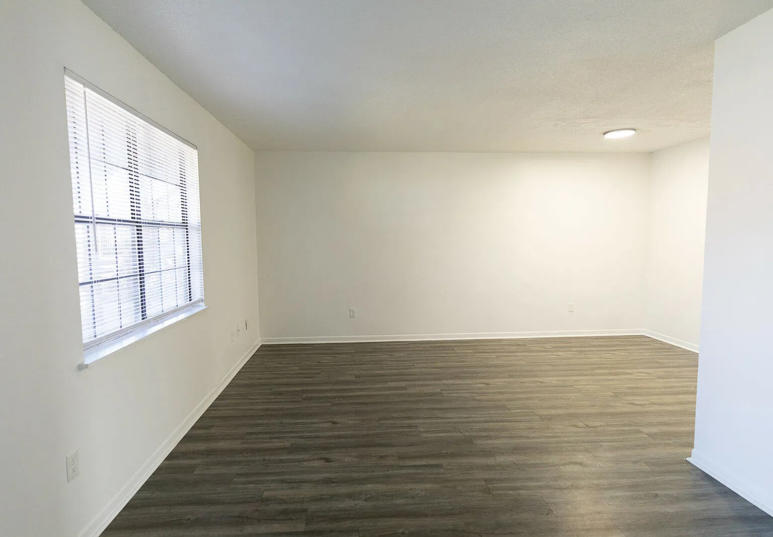 Fairhill Apartments, 2x1 Designer, FH 2x1 - D — Photo 1