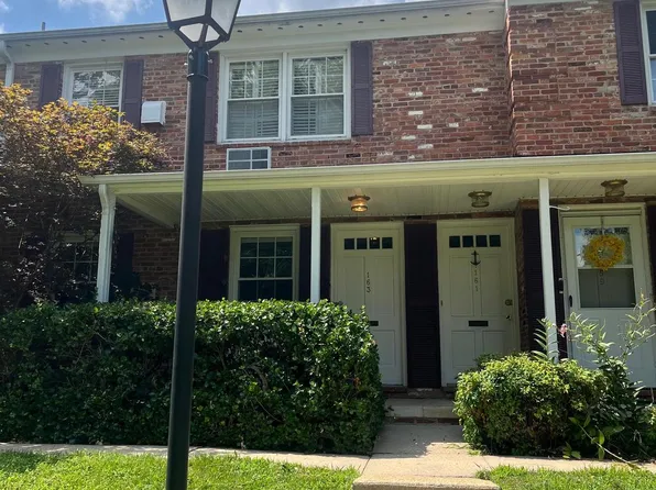 163 Talbott St #163, Rockville, MD 20852