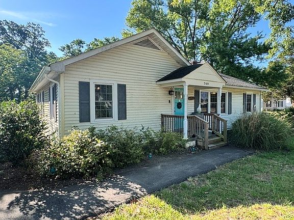 4th image of 749 Johns Neck Rd