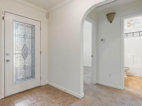 5th image of 1041 Emerald Ridge Dr