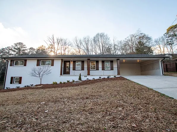 219 Hillcrest Dr, Calhoun, GA 30701