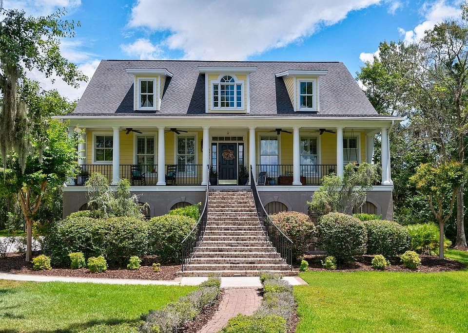 1st image of 4401 Riverwalk Dr