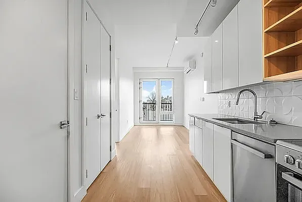 Building Photo - 1457 Flatbush Ave #315