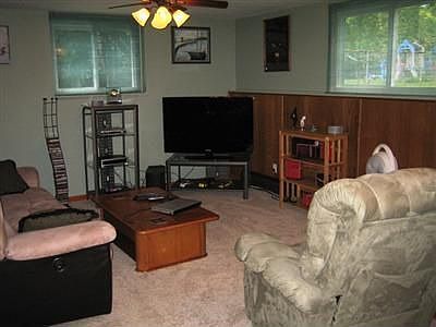 5th image of 5275 Berkshire Dr