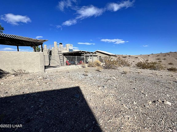 5th image of 4215 Trimaran Dr