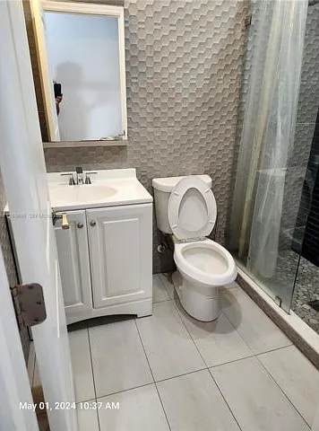 1023 SW 12th Ct — Photo 14