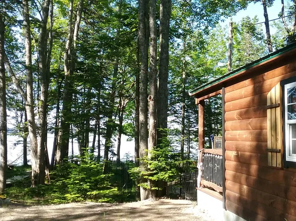 207 Rays Point Road, Milbridge, ME 04658