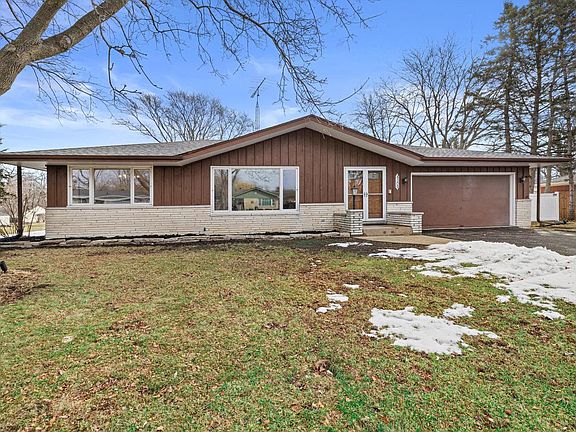 2nd image of 4309 Canterbury LANE