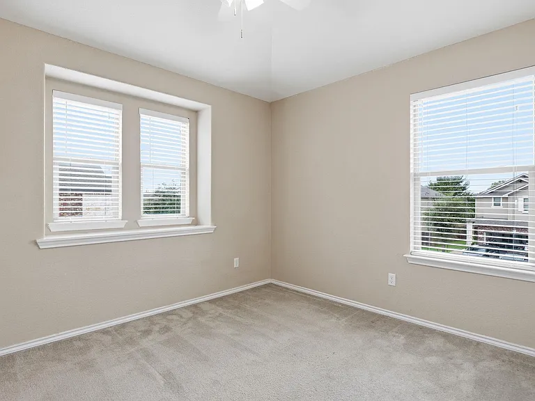 2950 E Old Settlers Blvd #29 — Photo 36