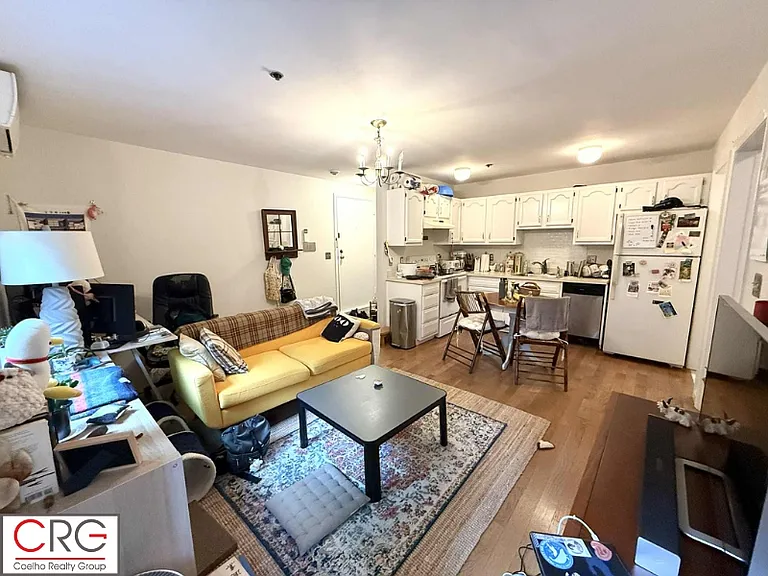 184 Bunker Hill St #2 — Photo 2